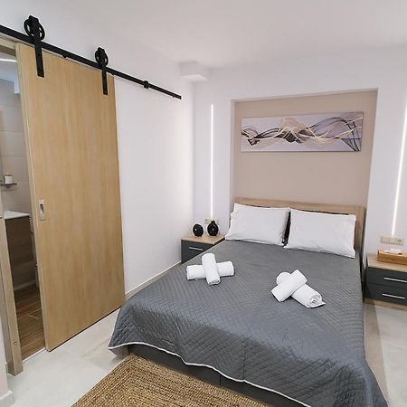 Duomo City Center Suites Ираклио Екстериор снимка